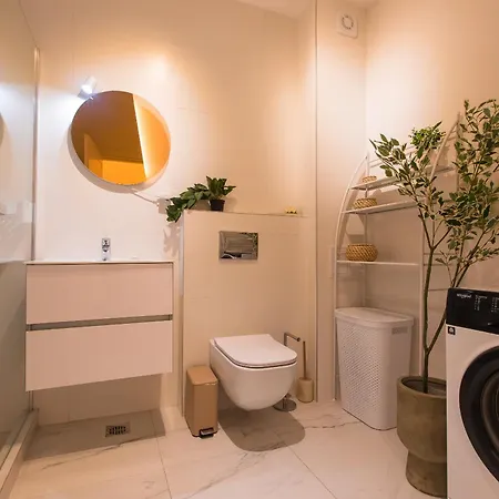 Quiet Modern 1-bedroom In Ivory Pipera * Bukareszt