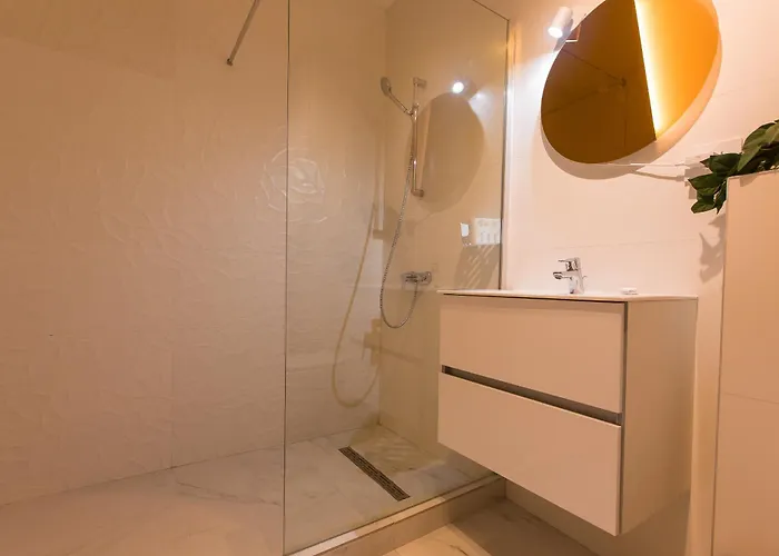 Quiet Modern 1-bedroom In Ivory Pipera * Bükreş