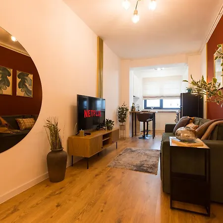 Quiet Modern 1-bedroom In Ivory Pipera Bükreş