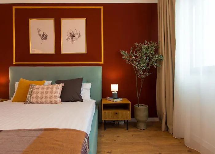 Daire Quiet Modern 1-bedroom In Ivory Pipera Bükreş
